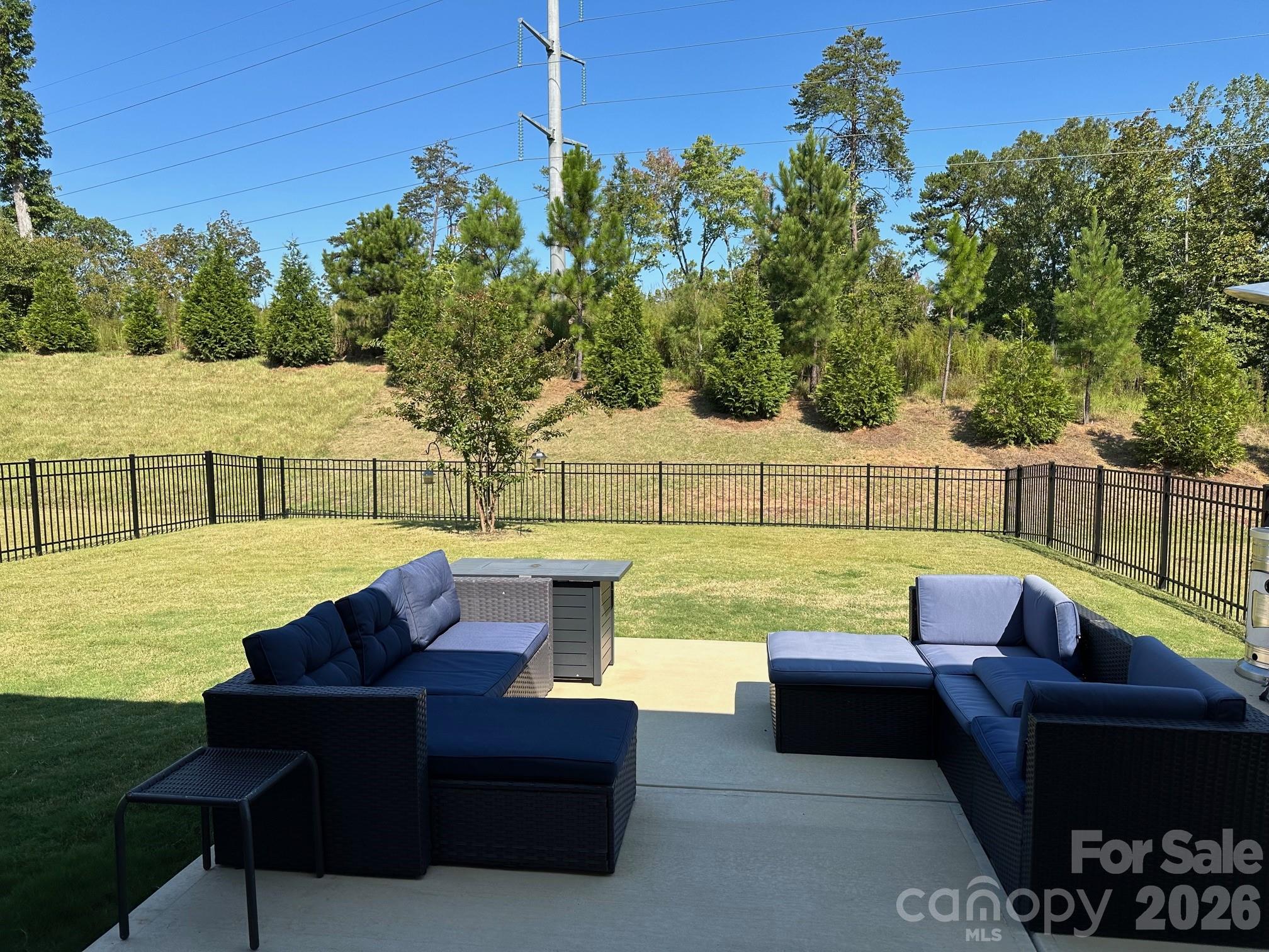 12417 Old Iron Lane Charlotte NC 28215
