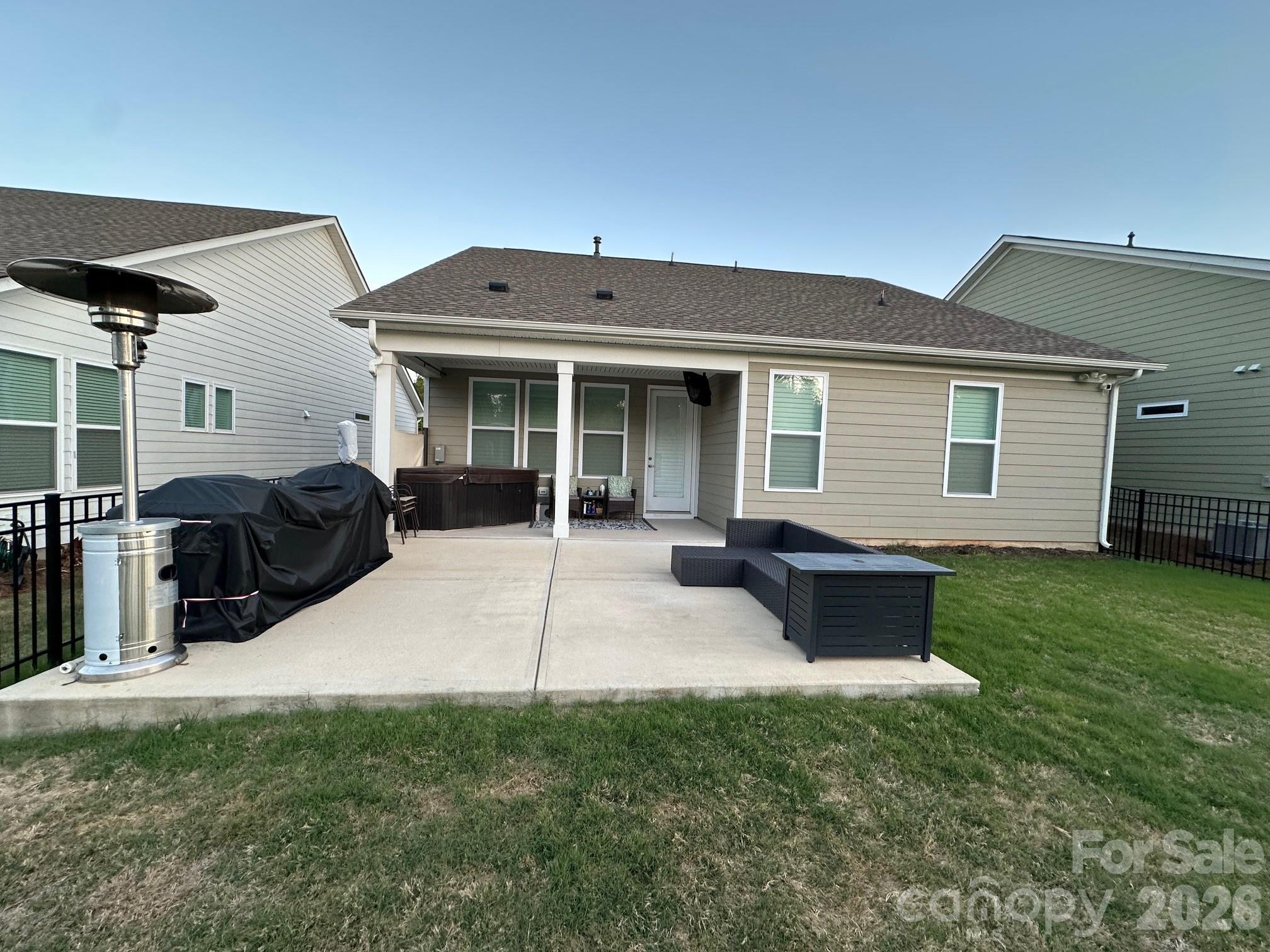 12417 Old Iron Lane Charlotte NC 28215