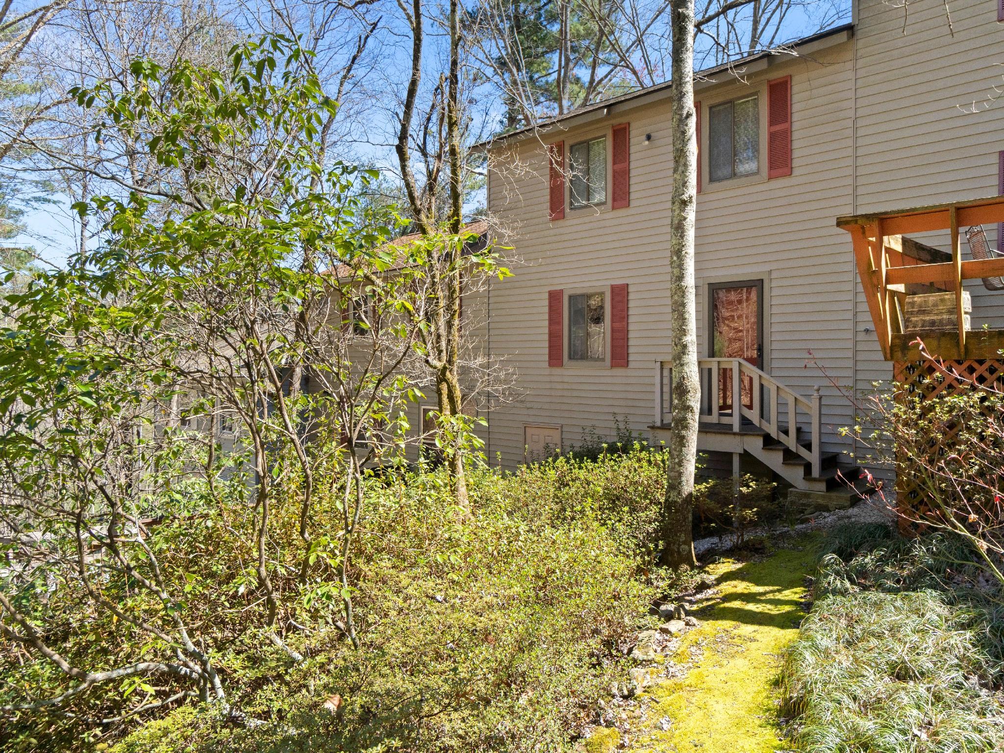 7922 Kinglet Road Connelly Springs NC 28612