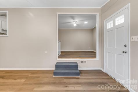 64 Pleasant Ridge Drive Asheville NC 28805