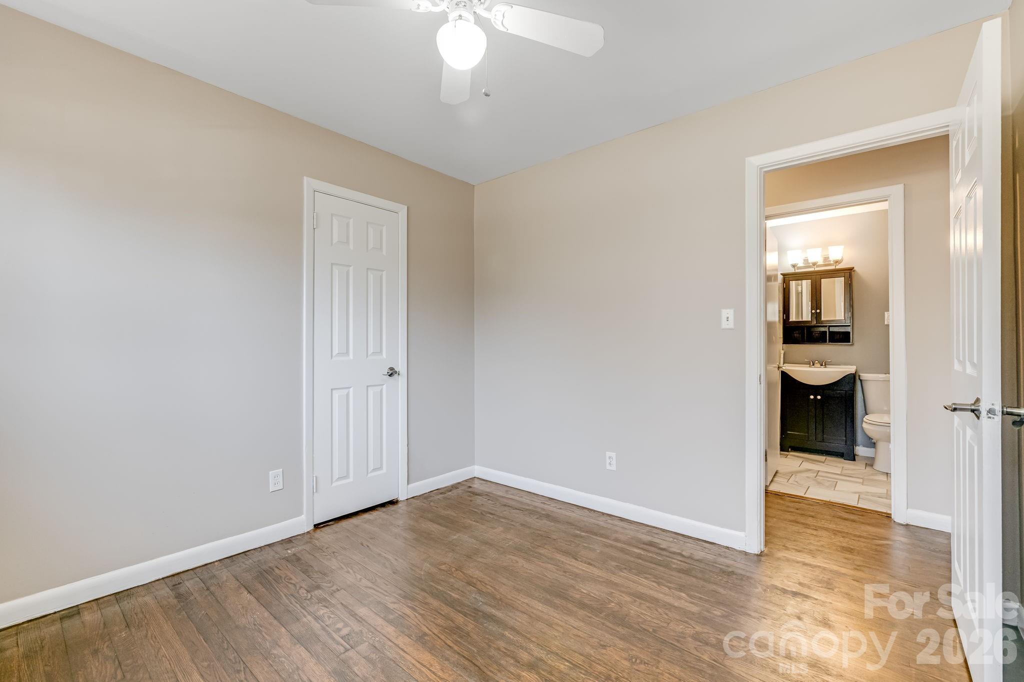 64 Pleasant Ridge Drive Asheville NC 28805