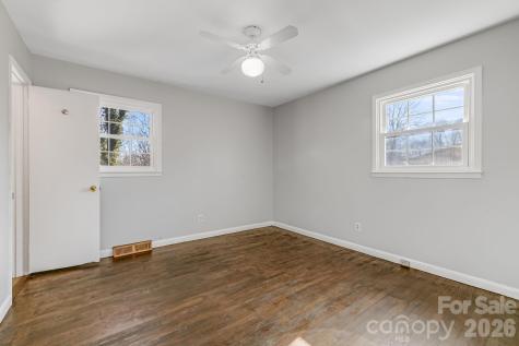 64 Pleasant Ridge Drive Asheville NC 28805