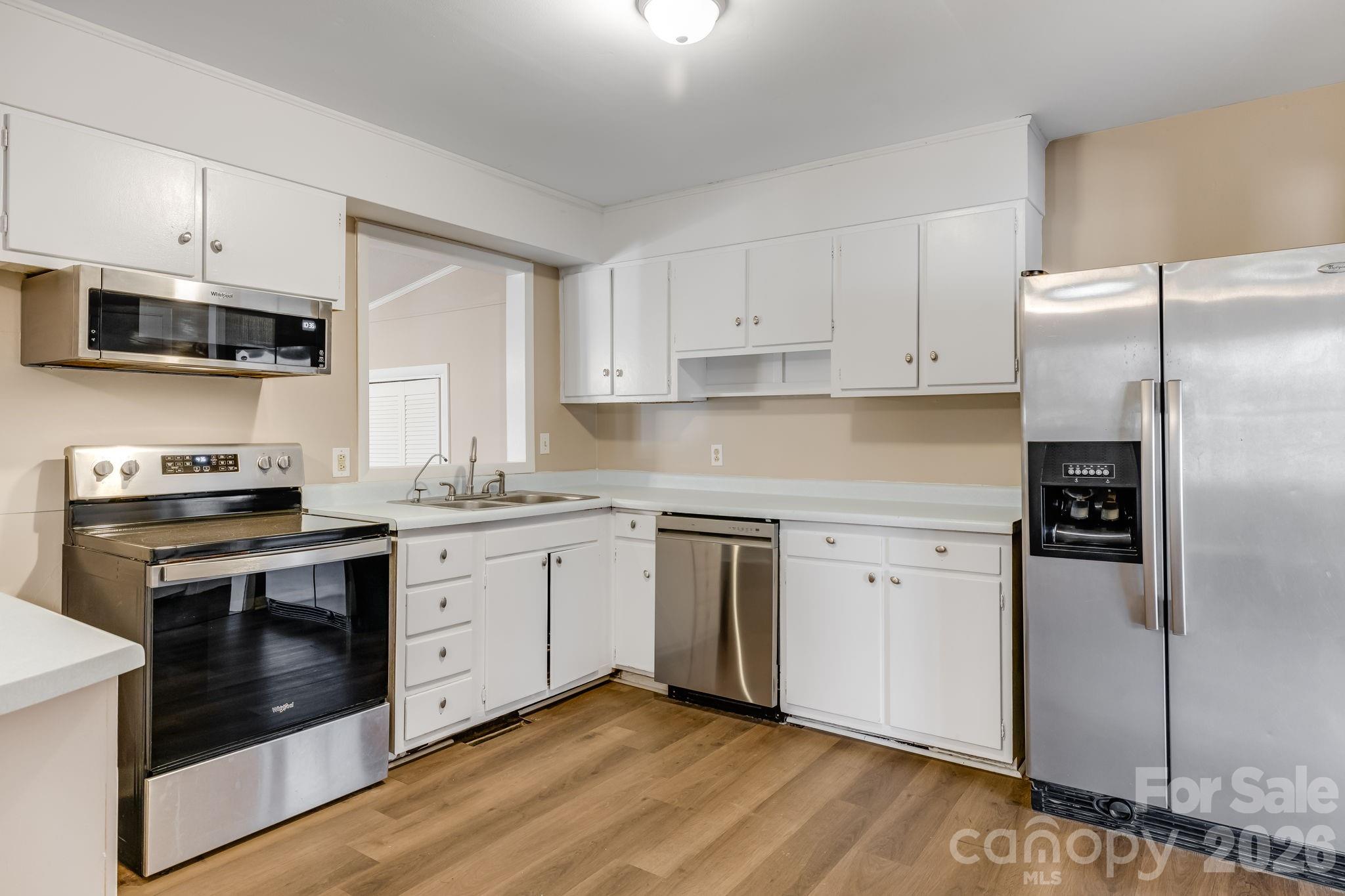 64 Pleasant Ridge Drive Asheville NC 28805