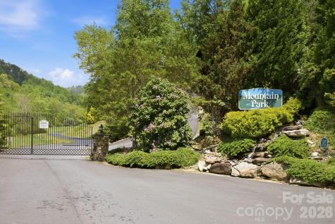 122 Running Deer Lane Mars Hill NC 28754