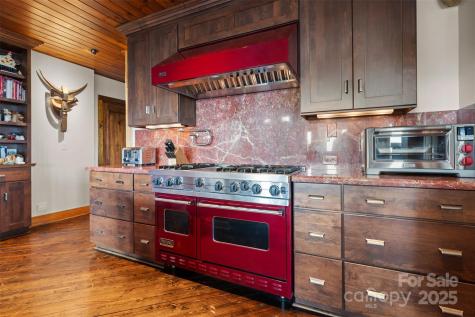 2910 Eagles Nest Trail Banner Elk NC 28604