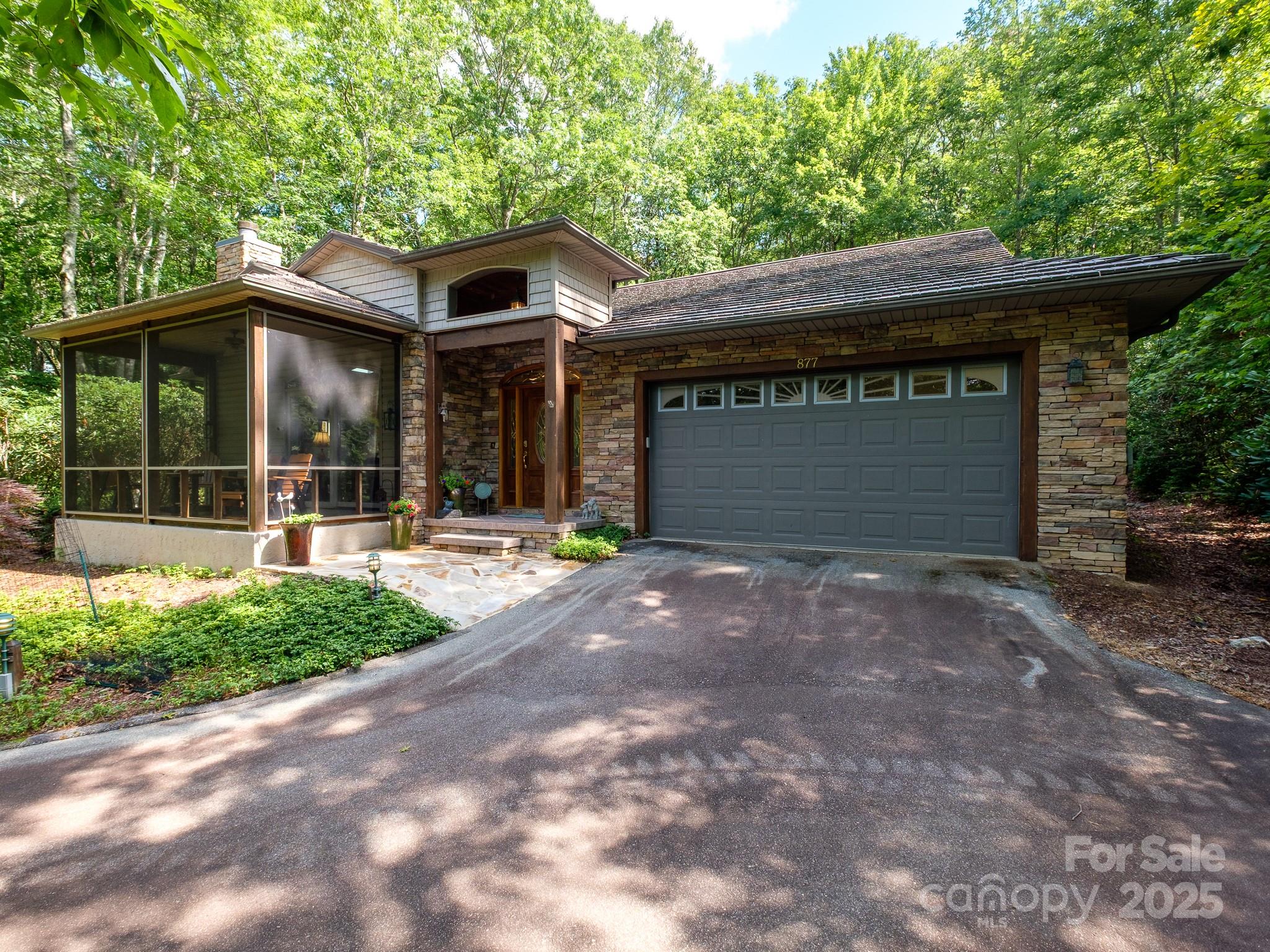 877 Soquili Drive Brevard NC 28712