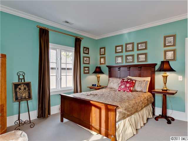 1033 Sedgewood Place Court Charlotte NC 28211