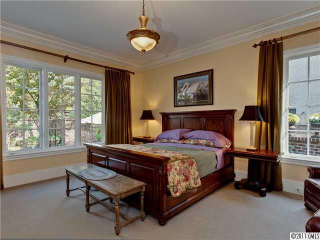 1033 Sedgewood Place Court Charlotte NC 28211