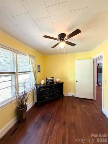 3162/3164/3168 Morganton Boulevard SW Lenoir NC 28645