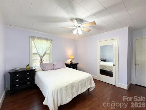 3162/3164/3168 Morganton Boulevard SW Lenoir NC 28645