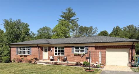 3162/3164/3168 Morganton Boulevard SW Lenoir NC 28645