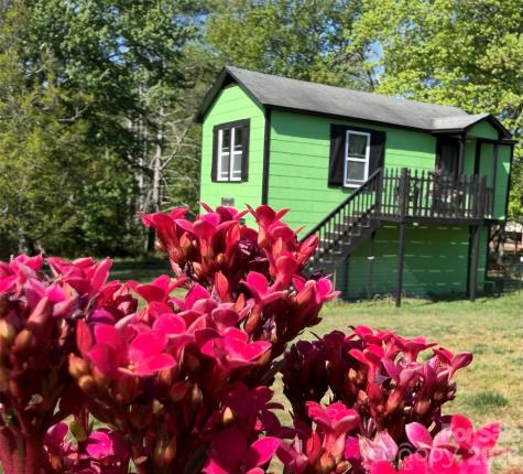 3162/3164/3168 Morganton Boulevard SW Lenoir NC 28645