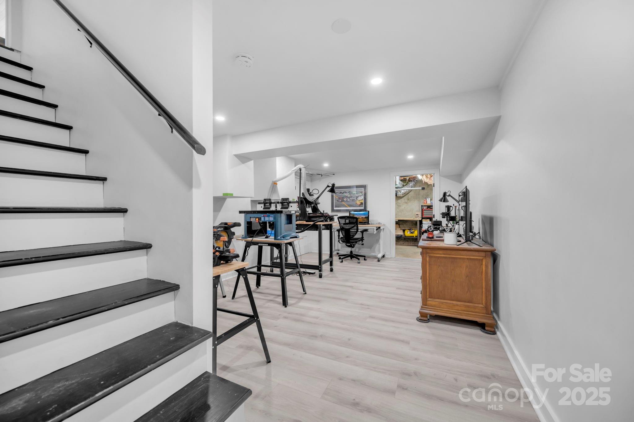 1260 Beaver Island Trail Road Walnut Cove NC 27052