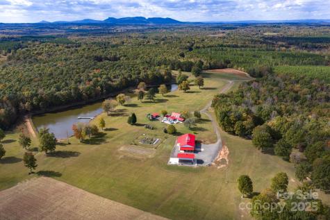 1260 Beaver Island Trail Road Walnut Cove NC 27052