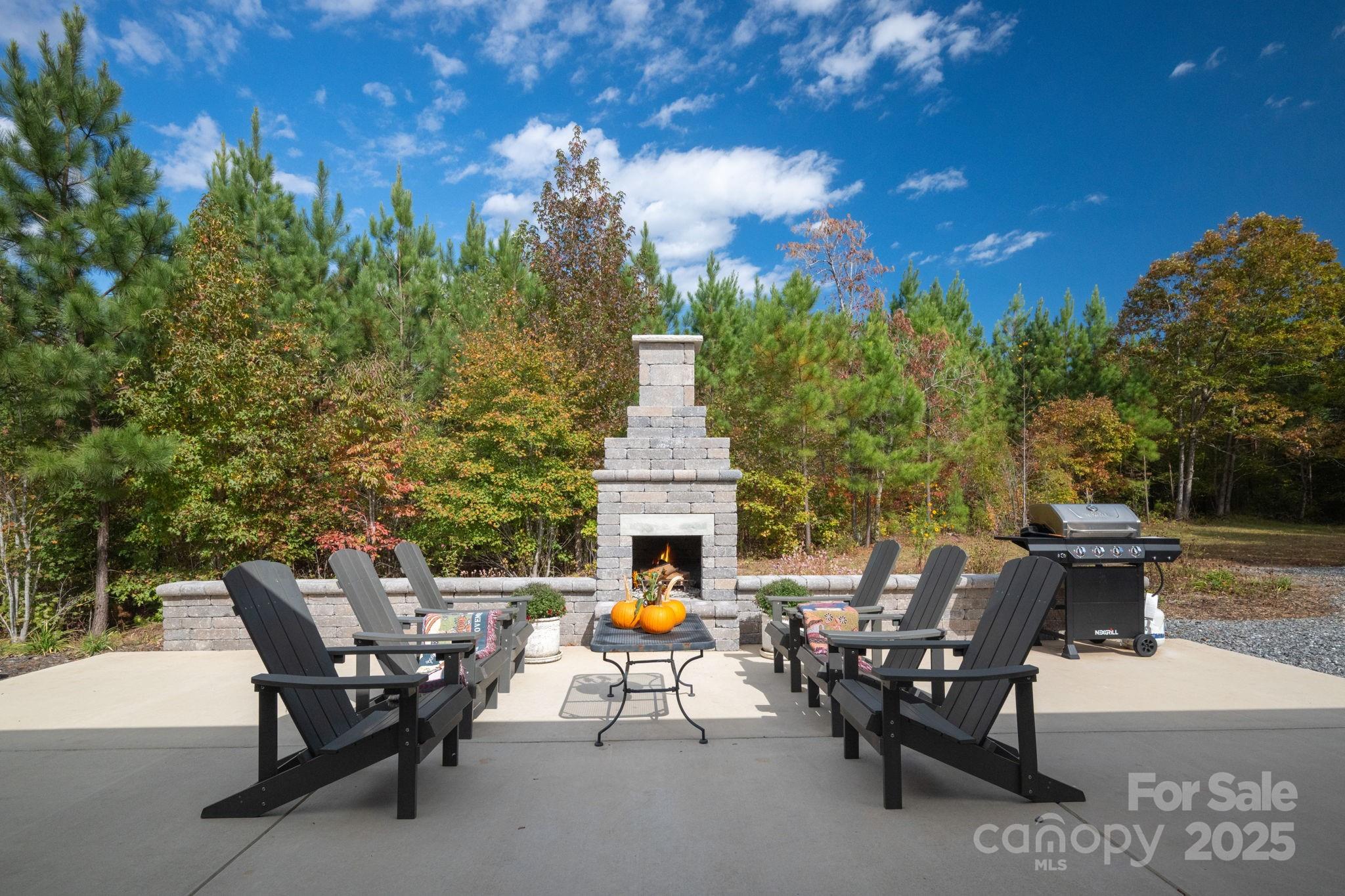 1260 Beaver Island Trail Road Walnut Cove NC 27052