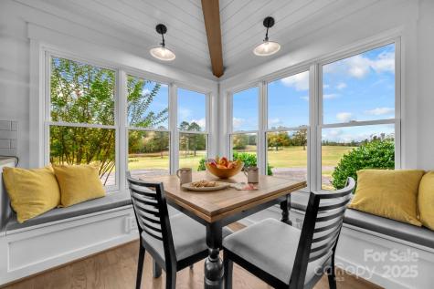 1260 Beaver Island Trail Road Walnut Cove NC 27052