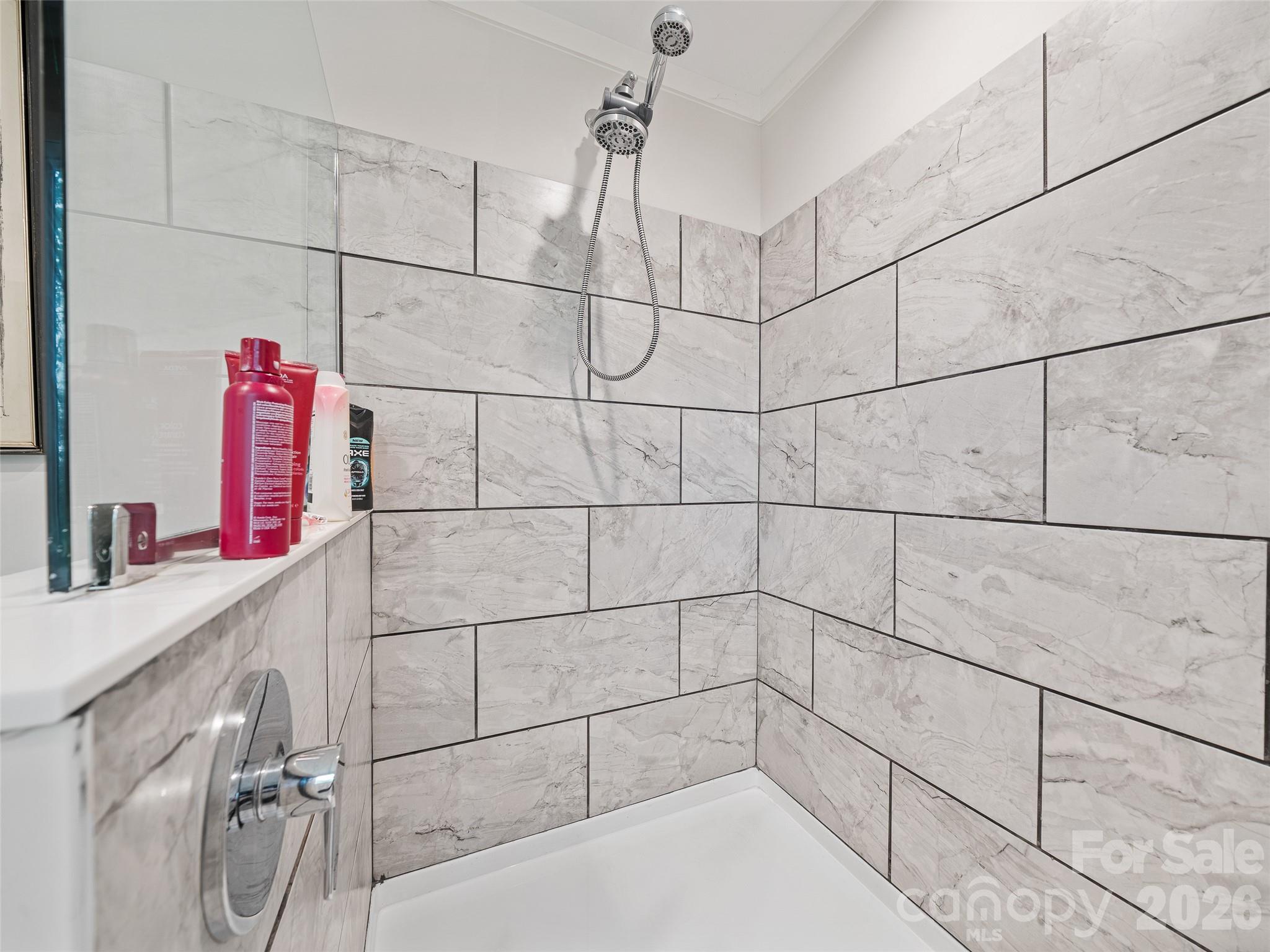 86 Jarrett Drive Bakersville NC 28705
