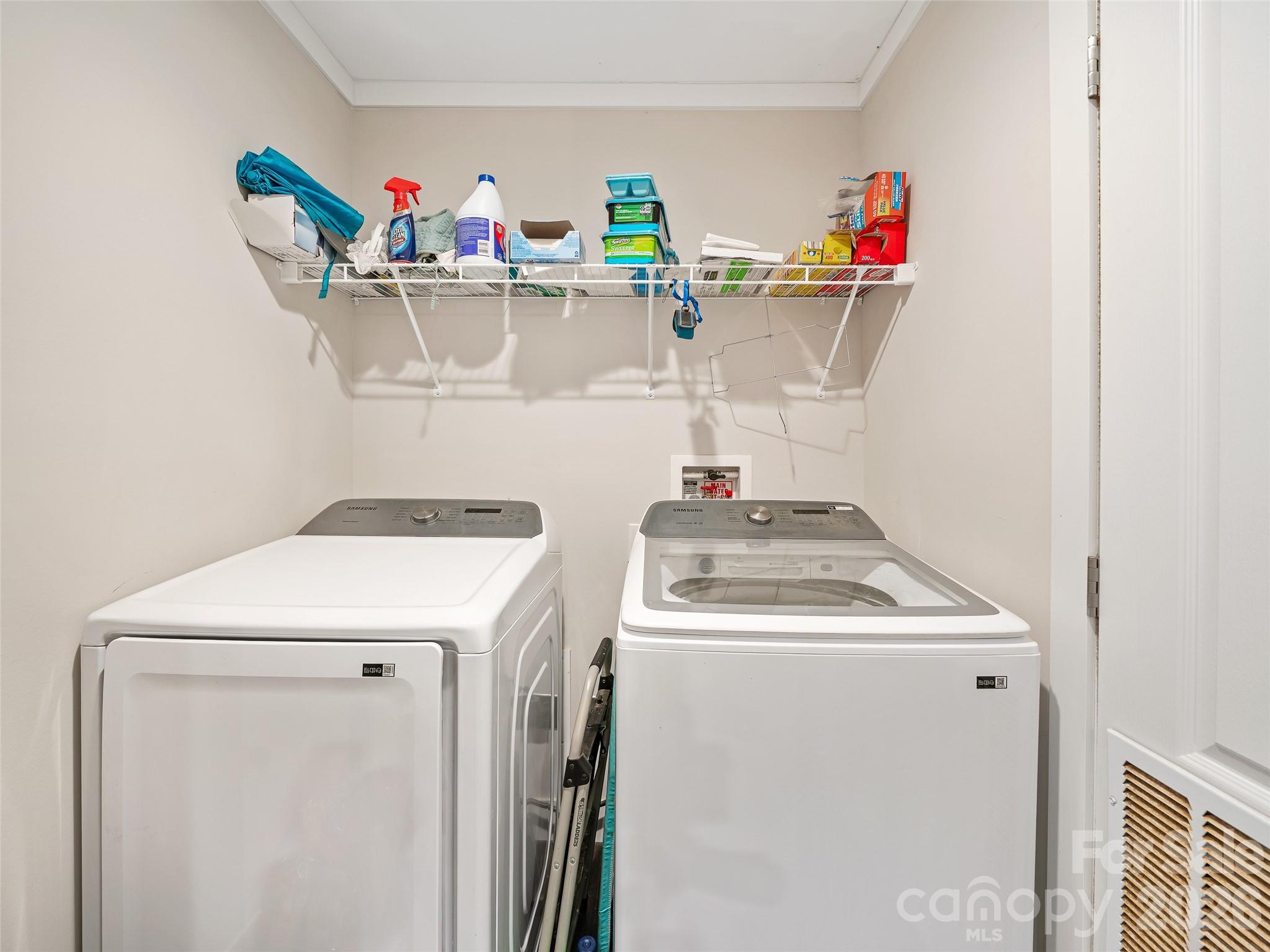 86 Jarrett Drive Bakersville NC 28705