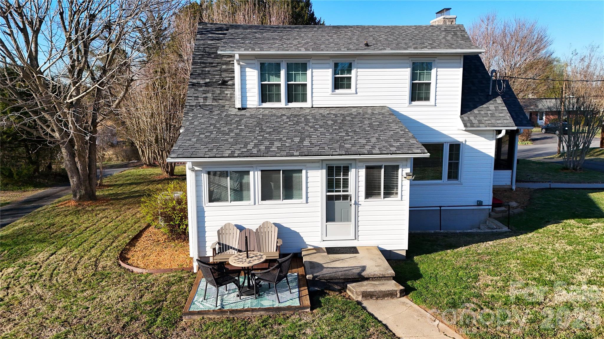 110 E Main Street Jonesville NC 28642
