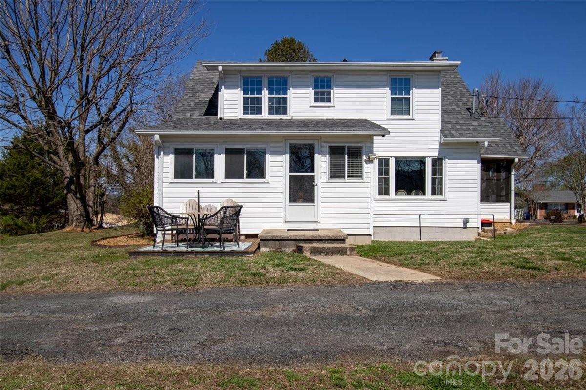 110 E Main Street Jonesville NC 28642