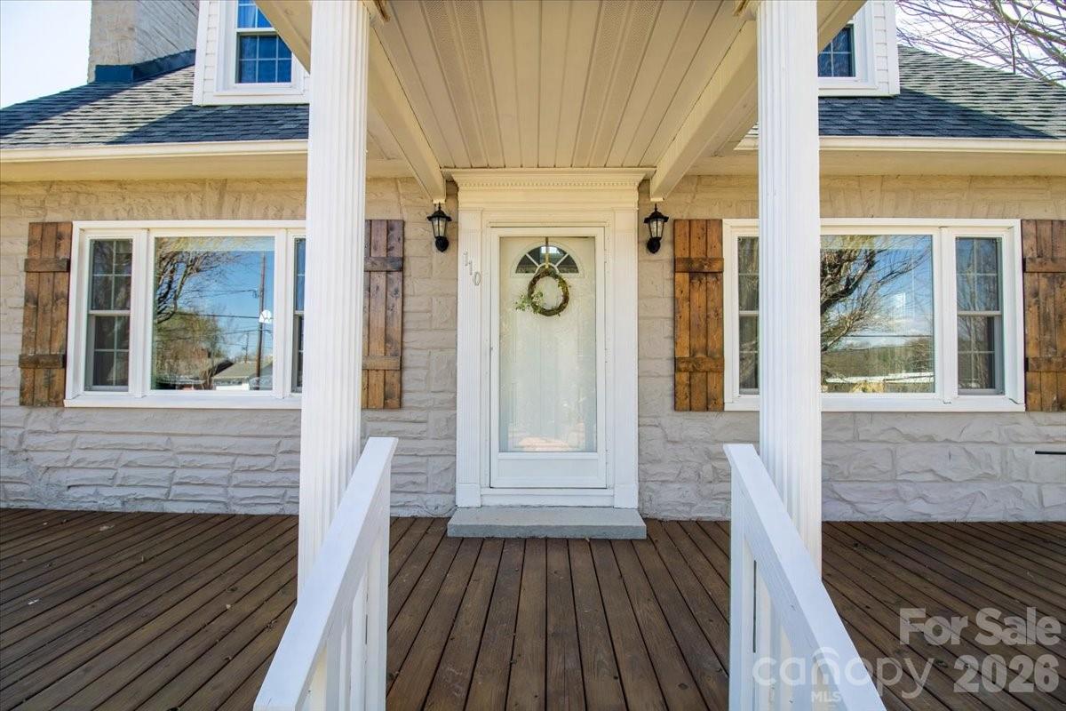 110 E Main Street Jonesville NC 28642