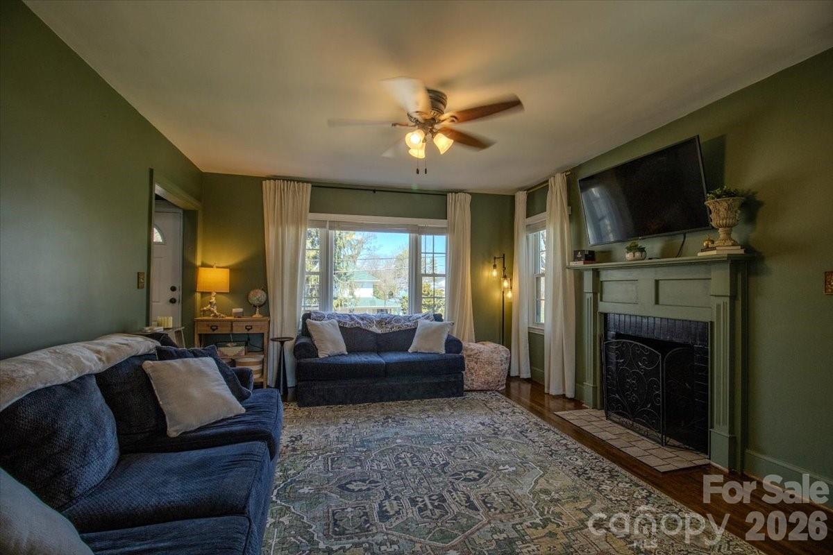 110 E Main Street Jonesville NC 28642