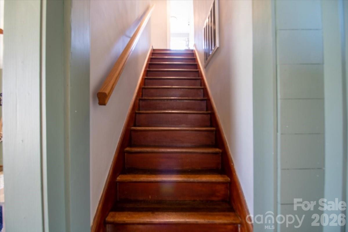 110 E Main Street Jonesville NC 28642