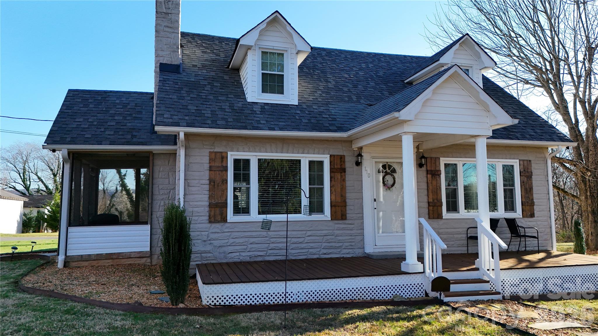 110 E Main Street Jonesville NC 28642