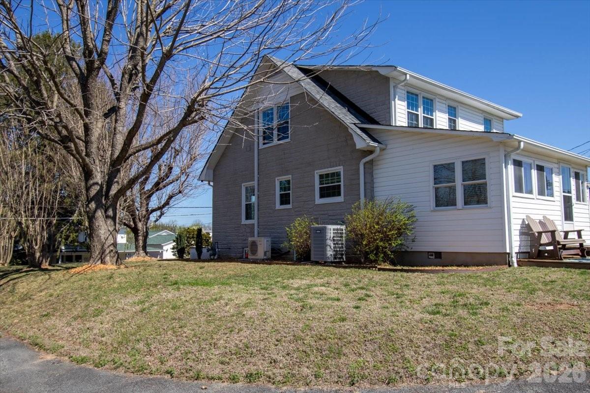 110 E Main Street Jonesville NC 28642