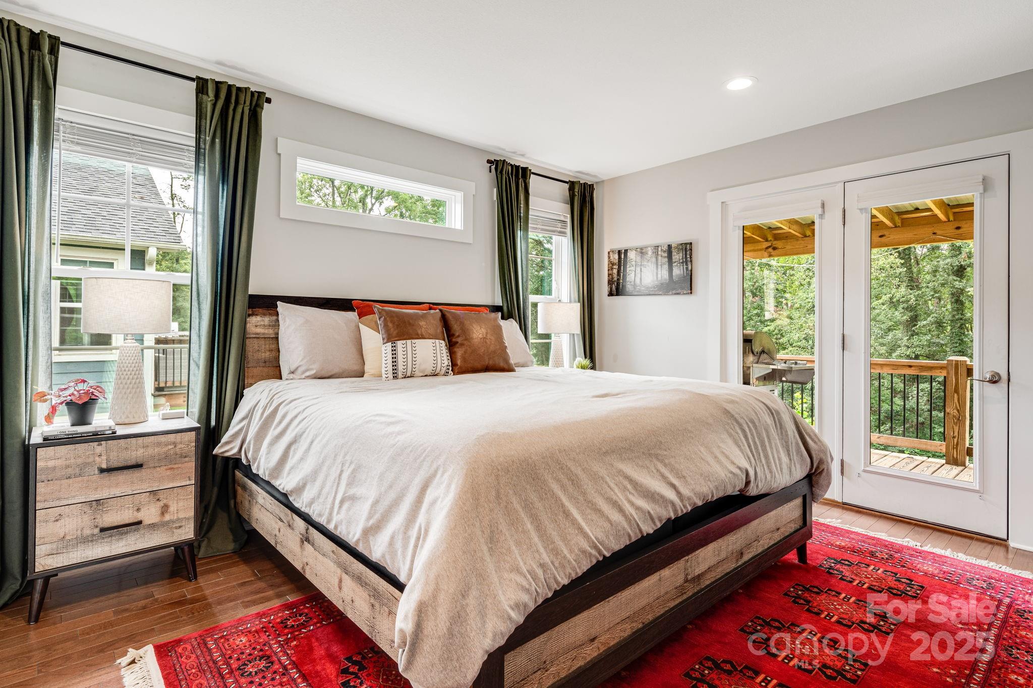 868 Sand Hill Road Asheville NC 28806