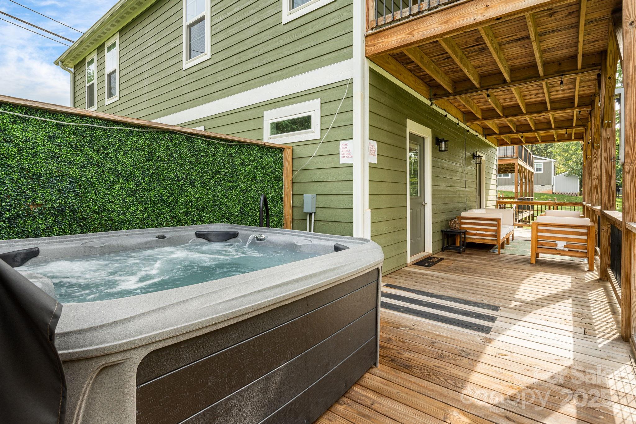 868 Sand Hill Road Asheville NC 28806