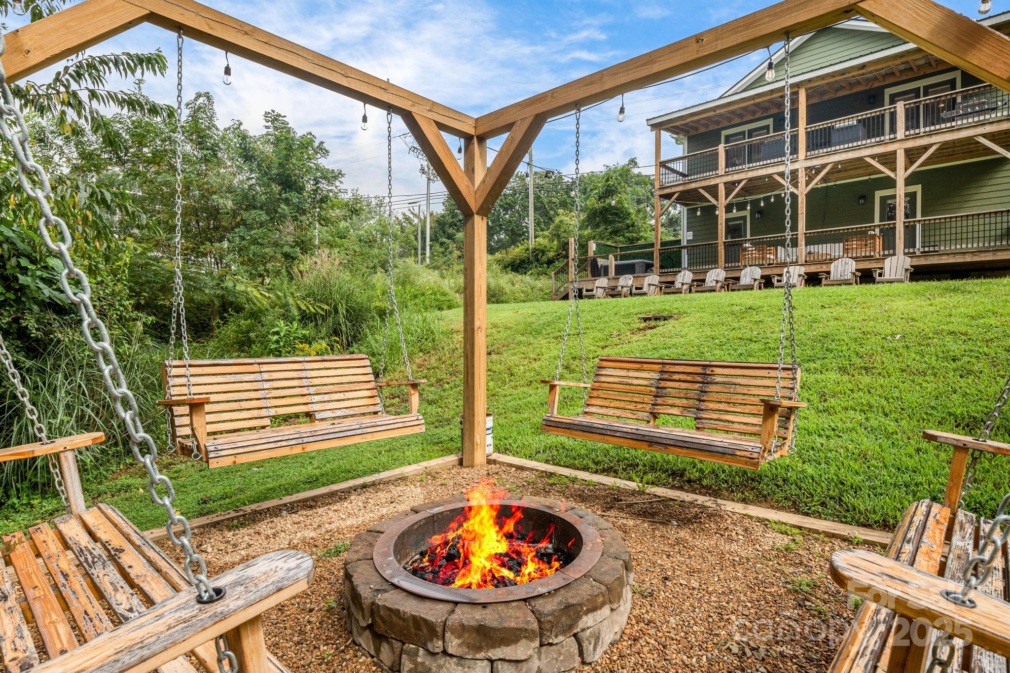 868 Sand Hill Road Asheville NC 28806