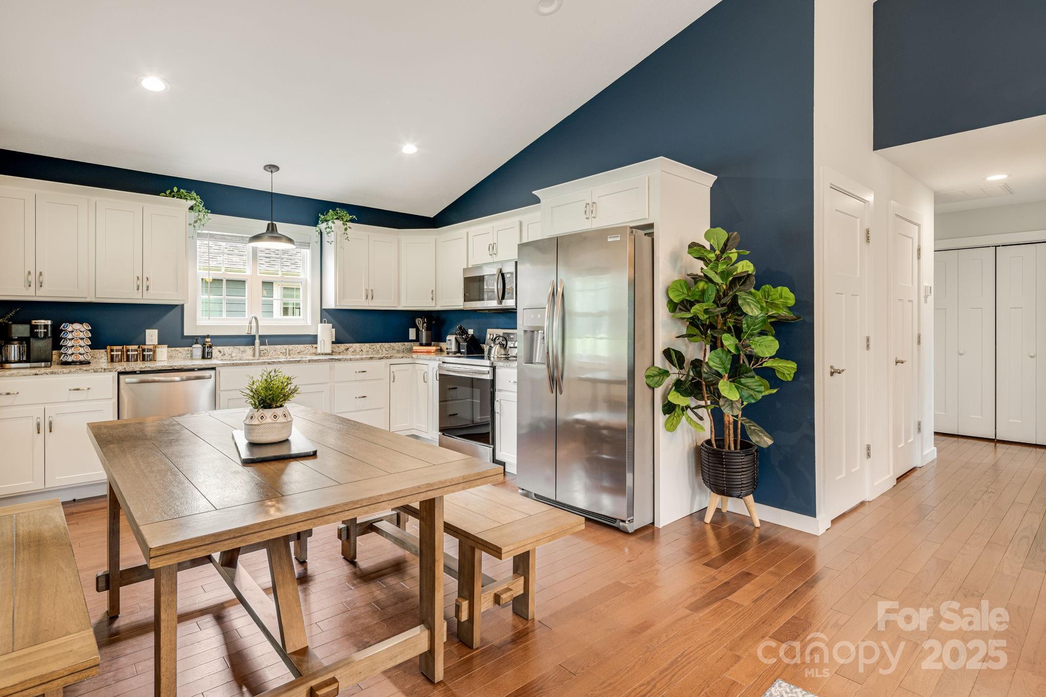 868 Sand Hill Road Asheville NC 28806