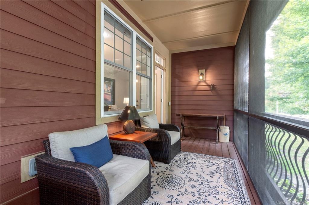 4 Bungalow Way Asheville NC 28804