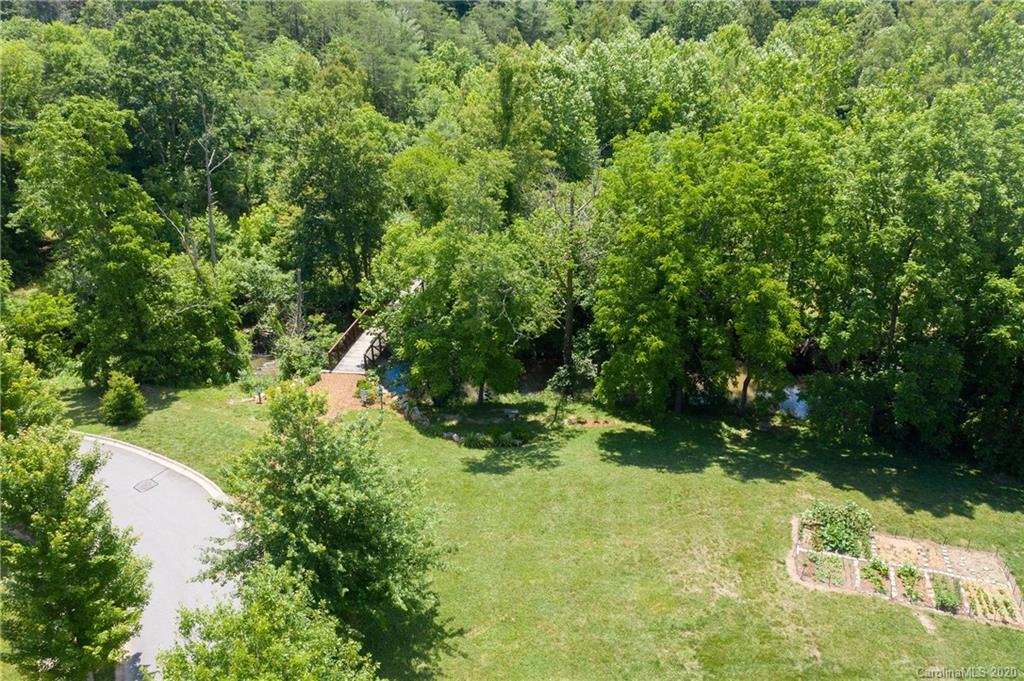 4 Bungalow Way Asheville NC 28804