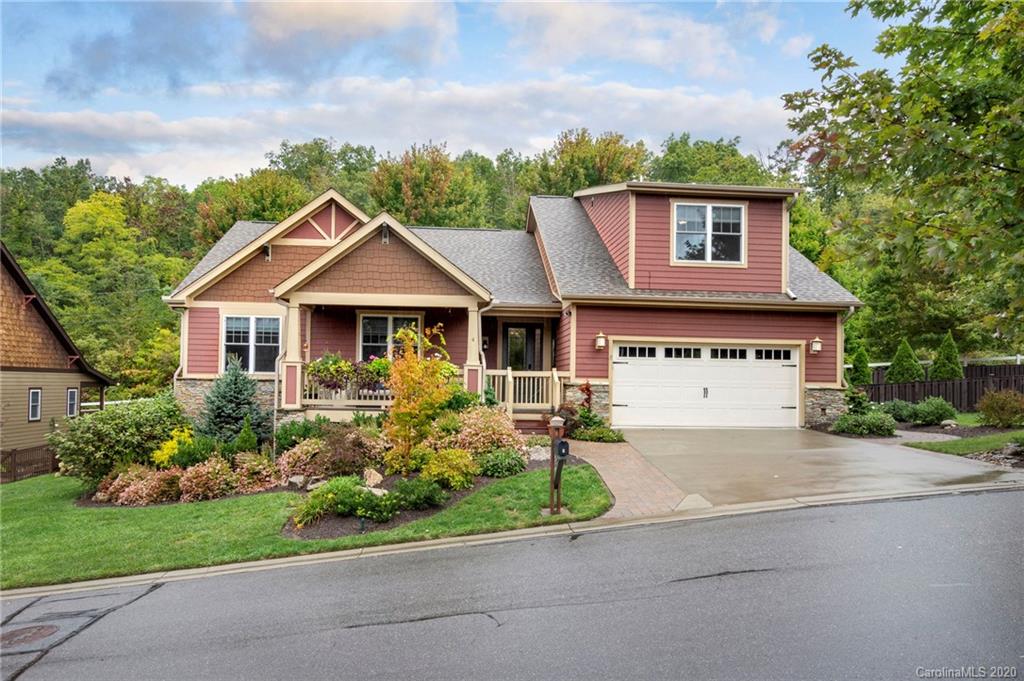 4 Bungalow Way Asheville NC 28804