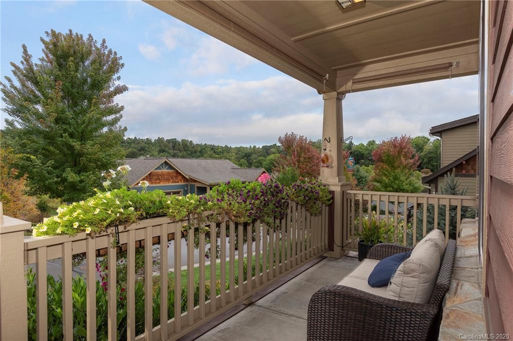 4 Bungalow Way Asheville NC 28804