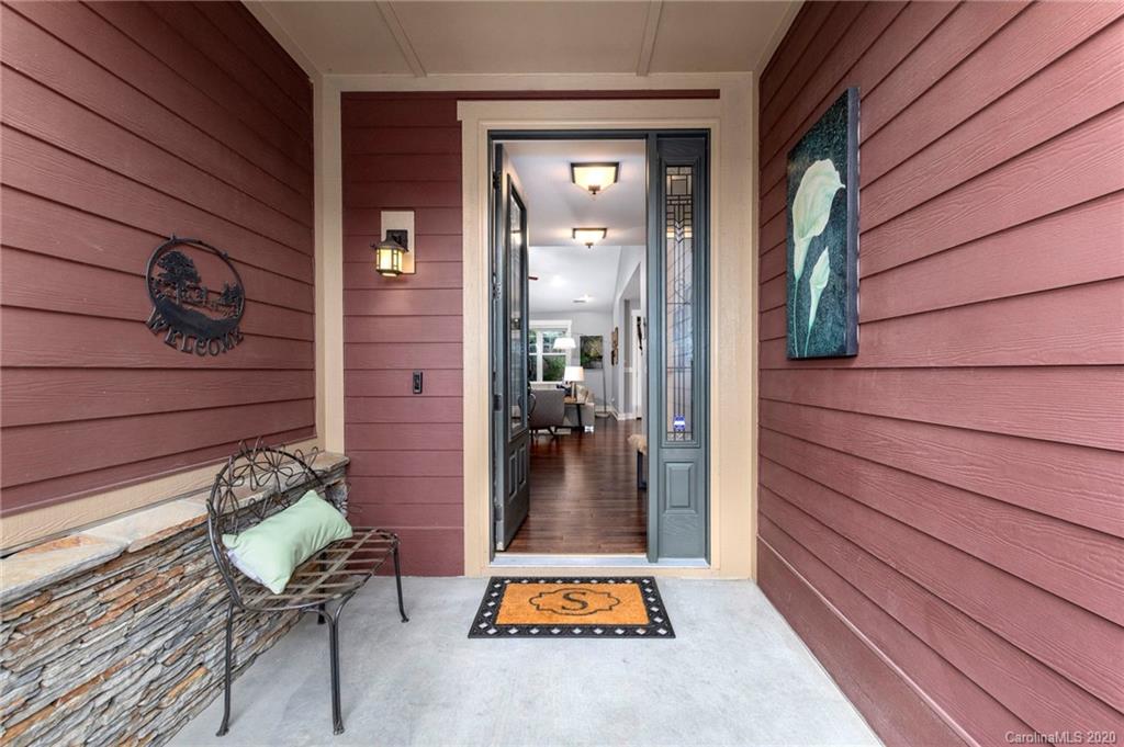 4 Bungalow Way Asheville NC 28804