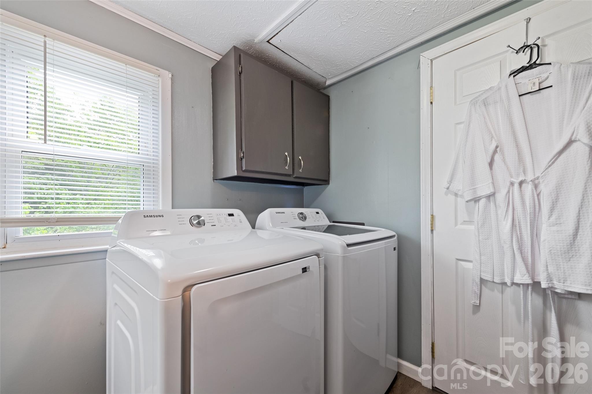 48 Medford Avenue Waynesville NC 28786