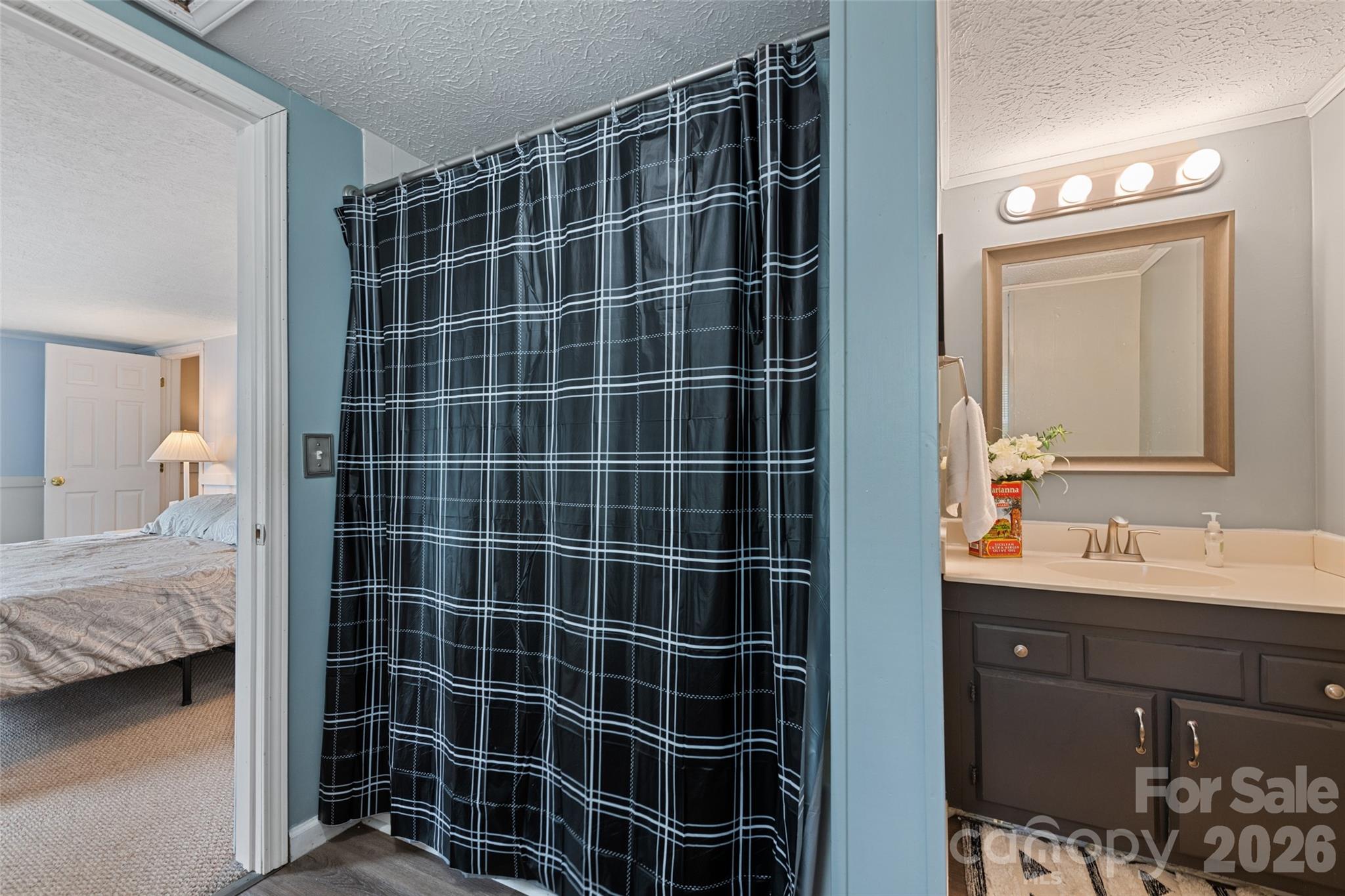 48 Medford Avenue Waynesville NC 28786