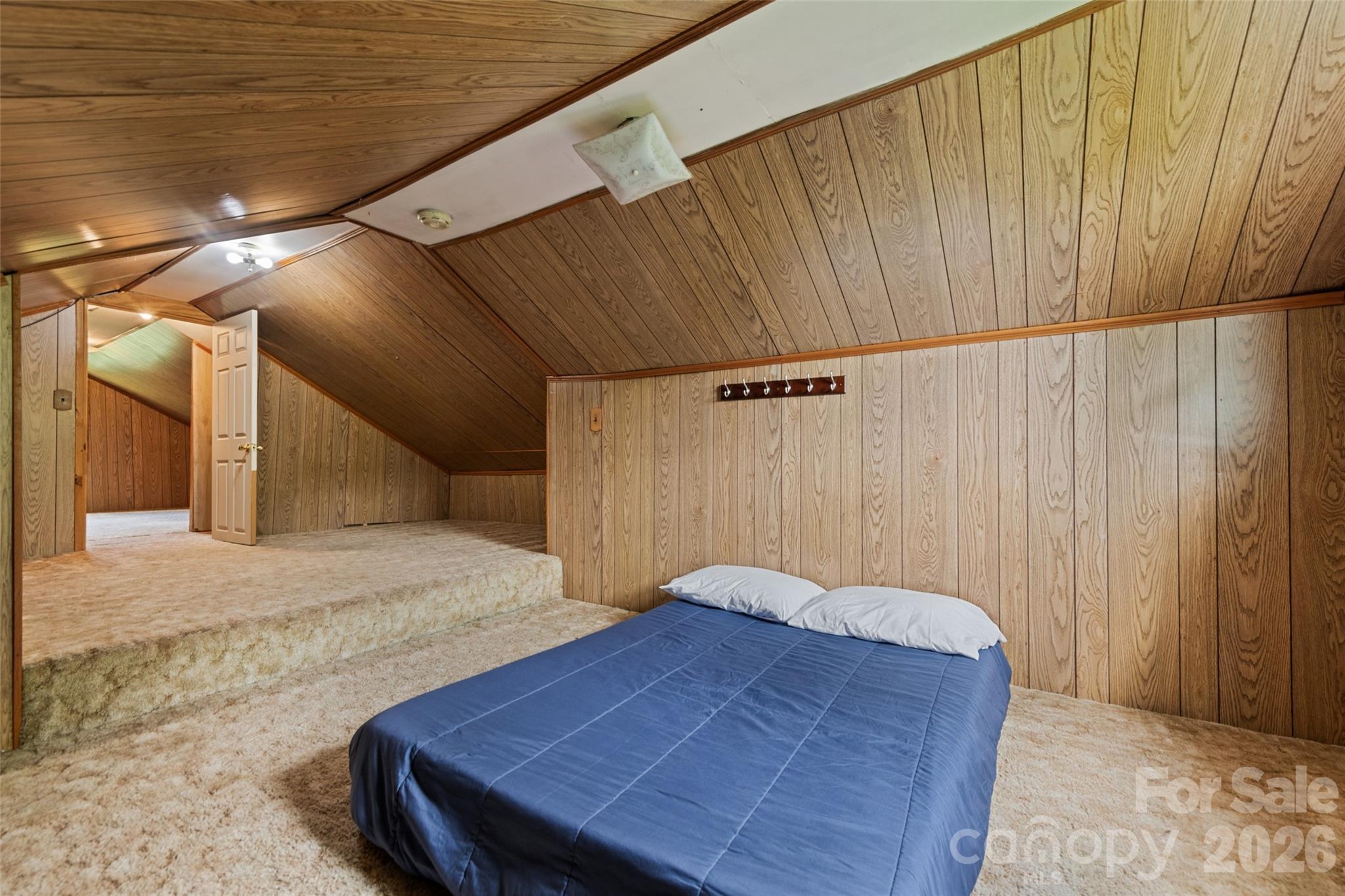 48 Medford Avenue Waynesville NC 28786