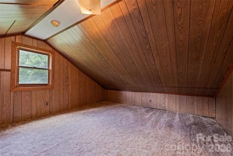 48 Medford Avenue Waynesville NC 28786