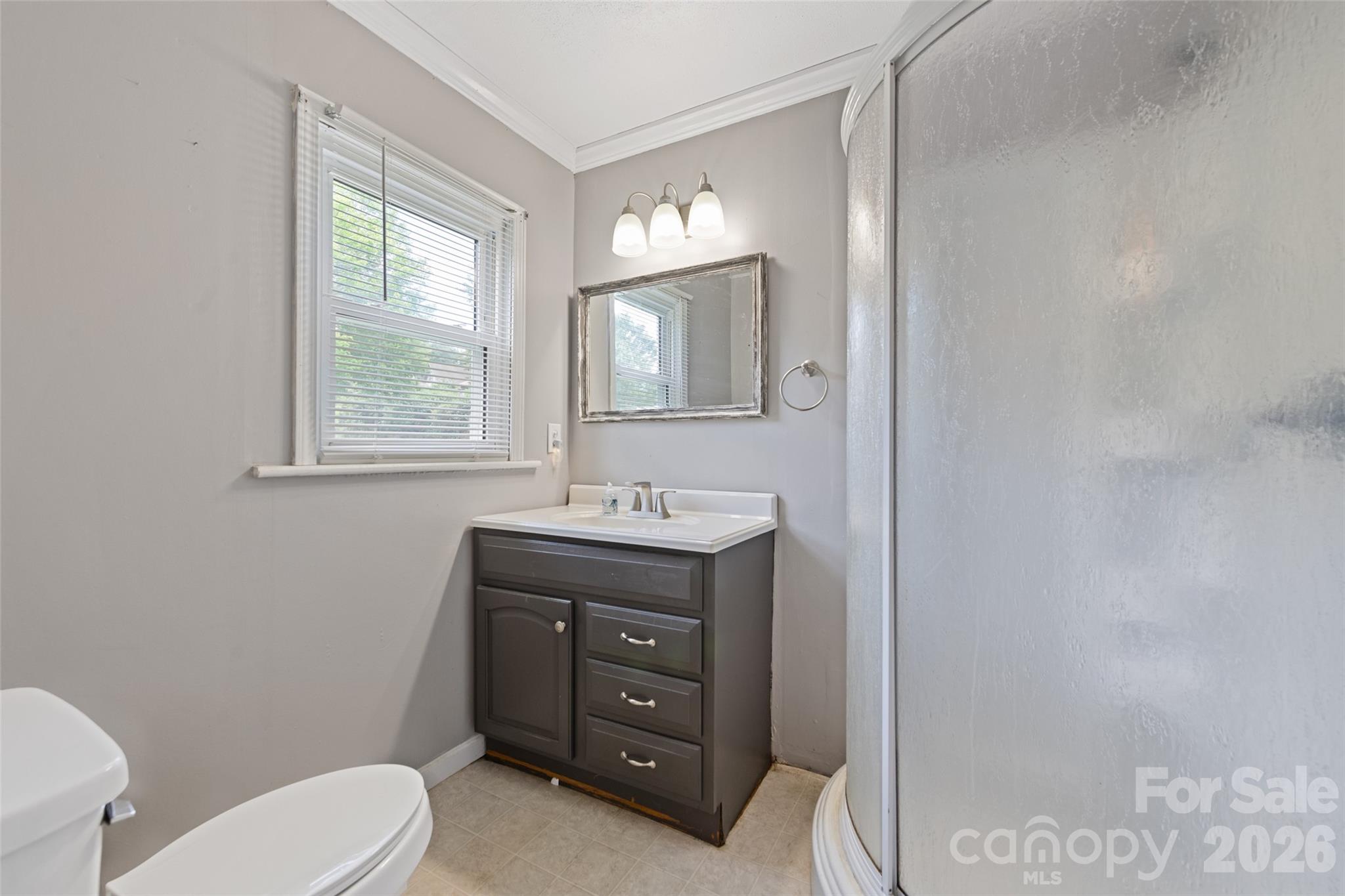 48 Medford Avenue Waynesville NC 28786