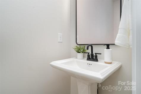 204 Mattoon Street Charlotte NC 28216