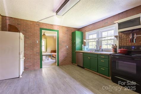 3419 Boat Club Road Belmont NC 28012