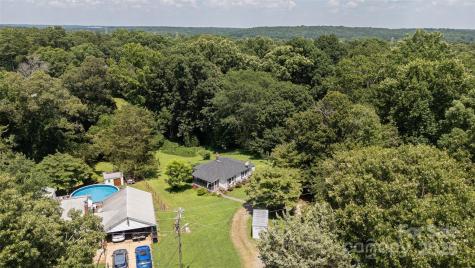 3419 Boat Club Road Belmont NC 28012