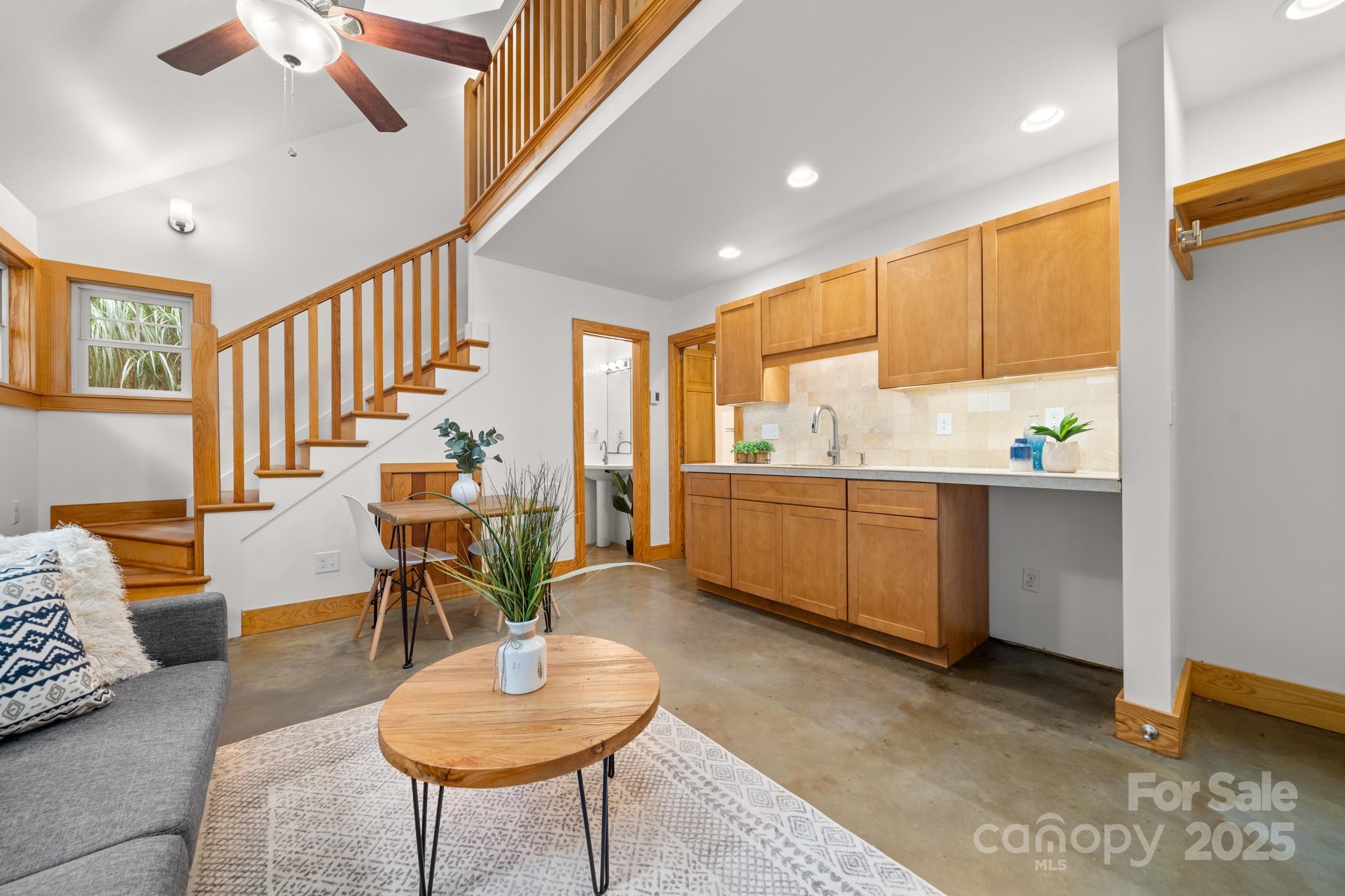 108 Lakewood Drive Asheville NC 28803