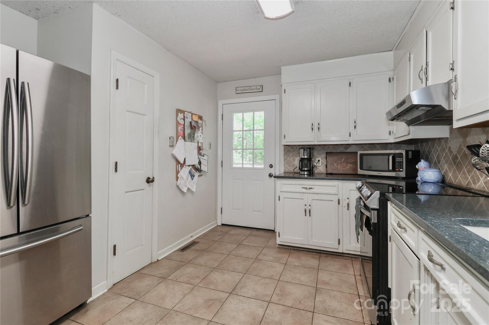 173 Rocky River Road Mooresville NC 28115