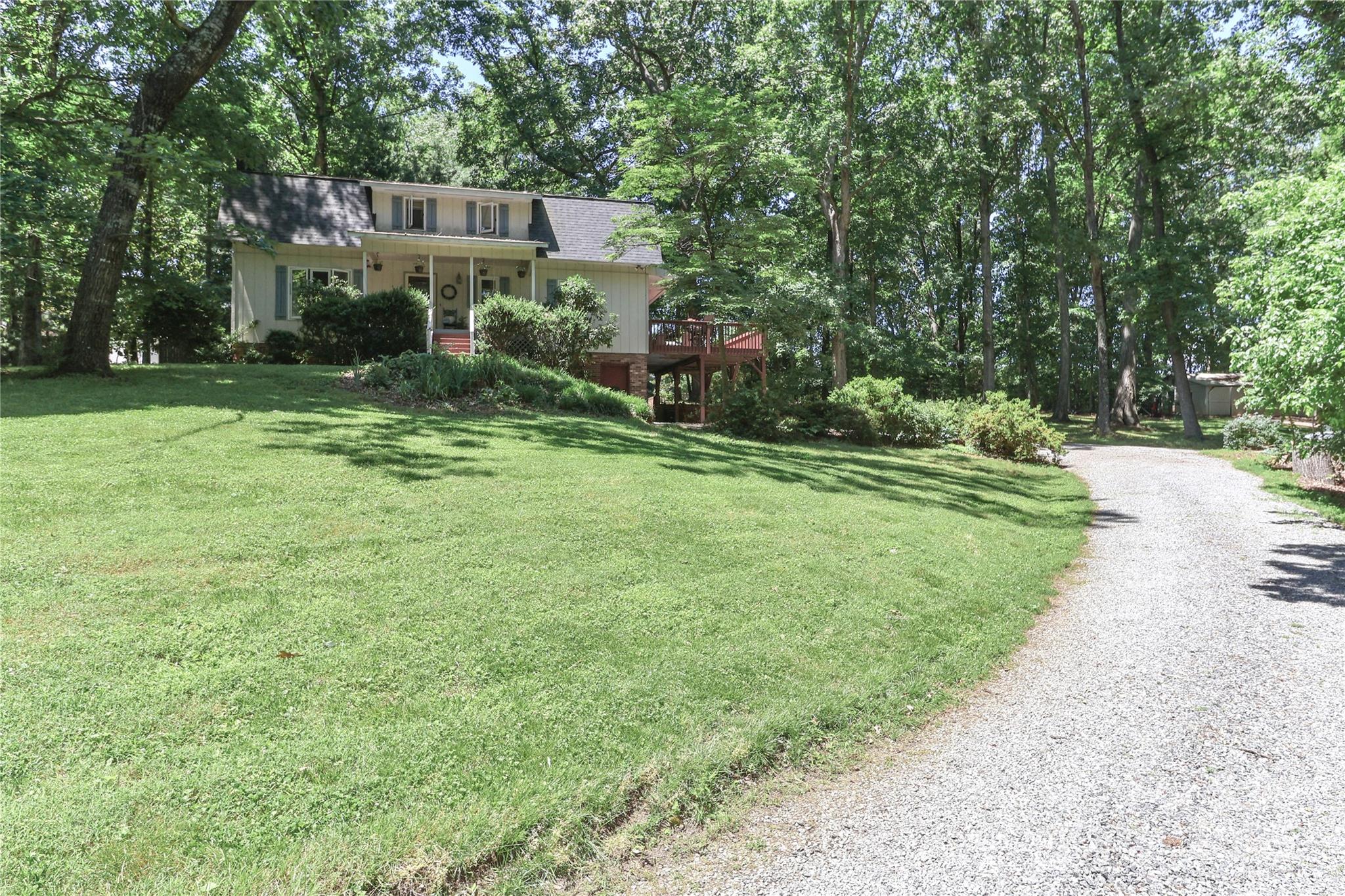 173 Rocky River Road Mooresville NC 28115