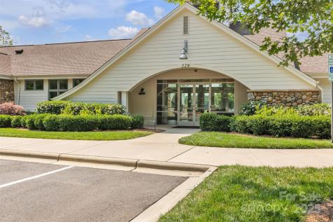 513 Meadow Ridge Drive Belmont NC 28012